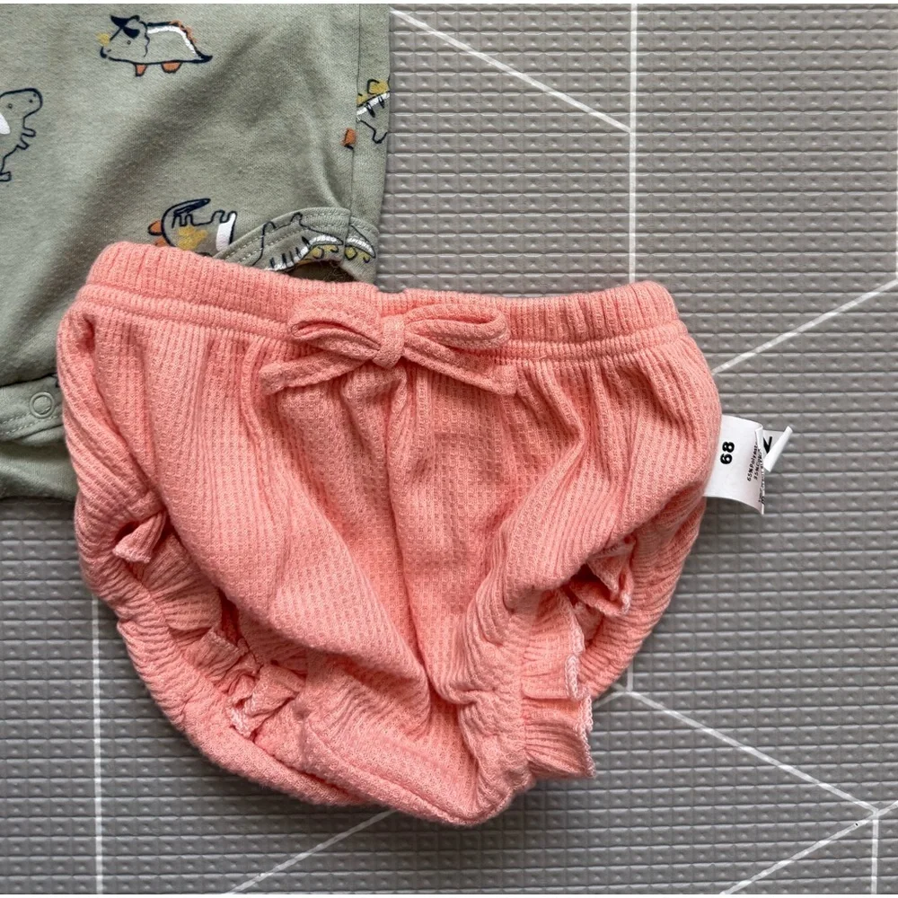 Baby girl outfit|Dino Print short sleeve Olive Bodysuit & coral gauzy Bloomers•